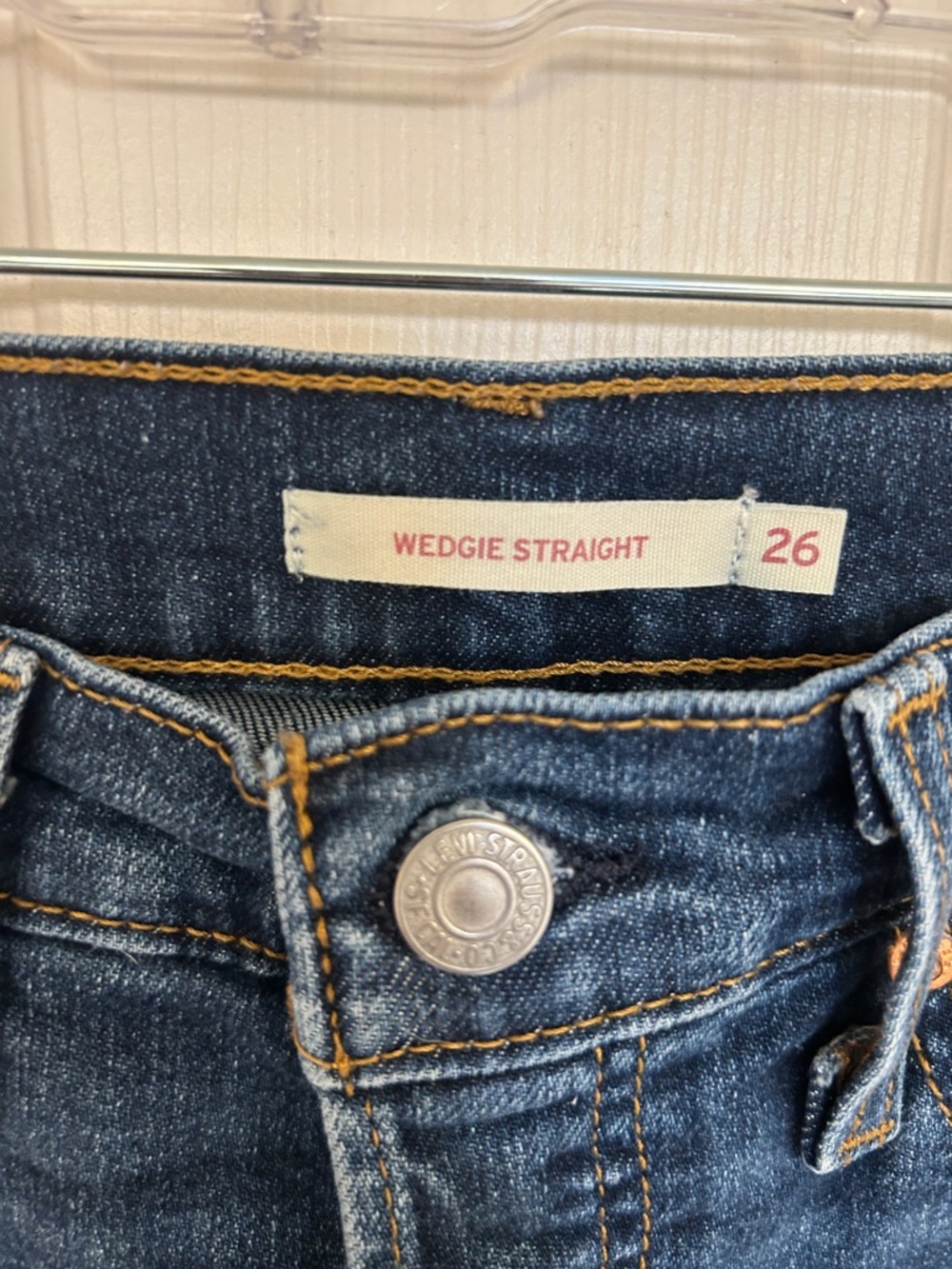 Levi Strauss Wedgie Straight Leg Jeans in Deep Indigo - Picture 2 of 9